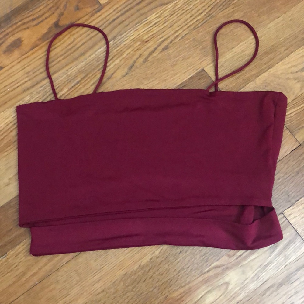 Maroon tank top with cut out